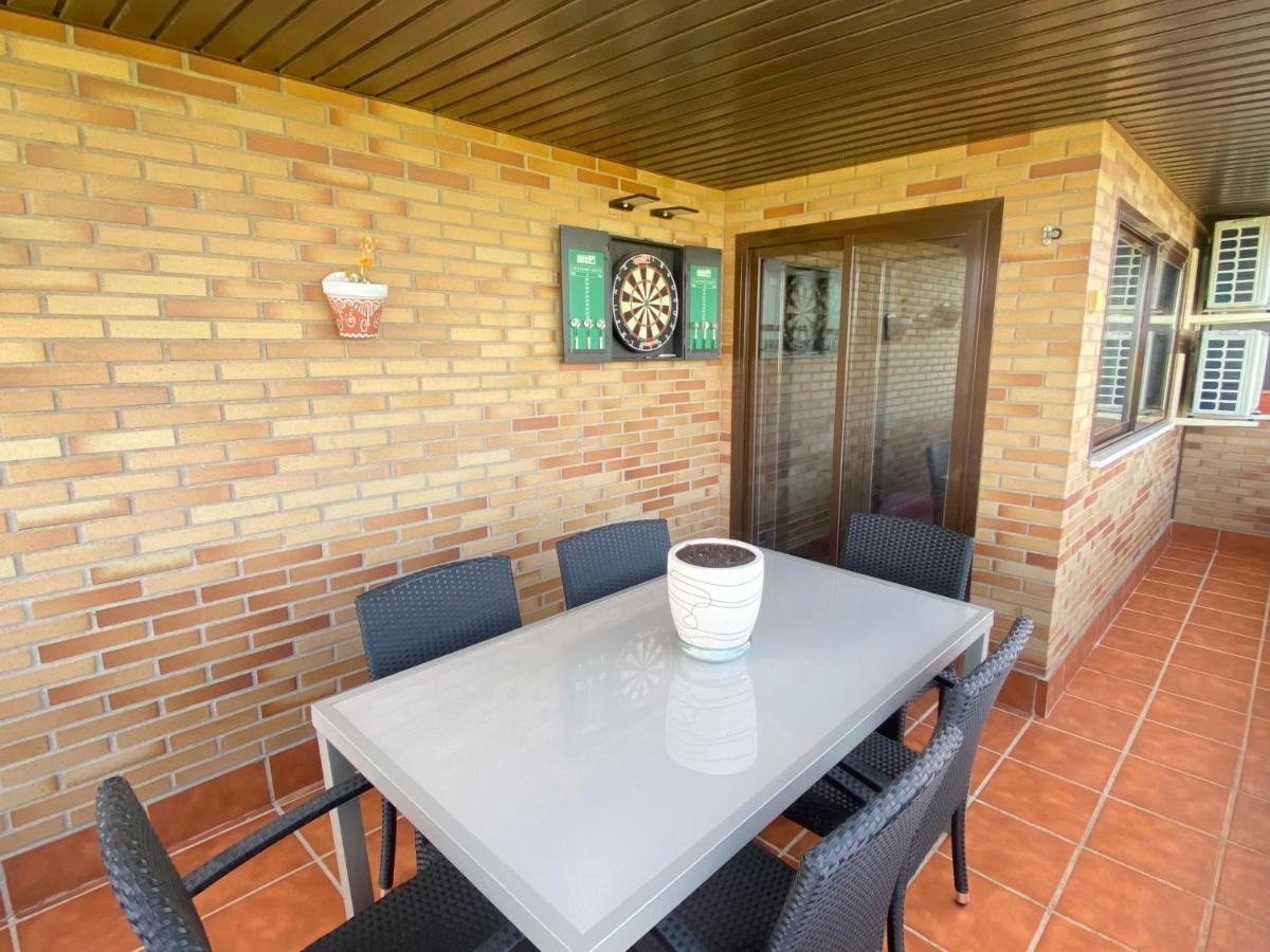 Apartamento Aires De Toledo-Parque Warner Y Madrid En Familia Exterior foto