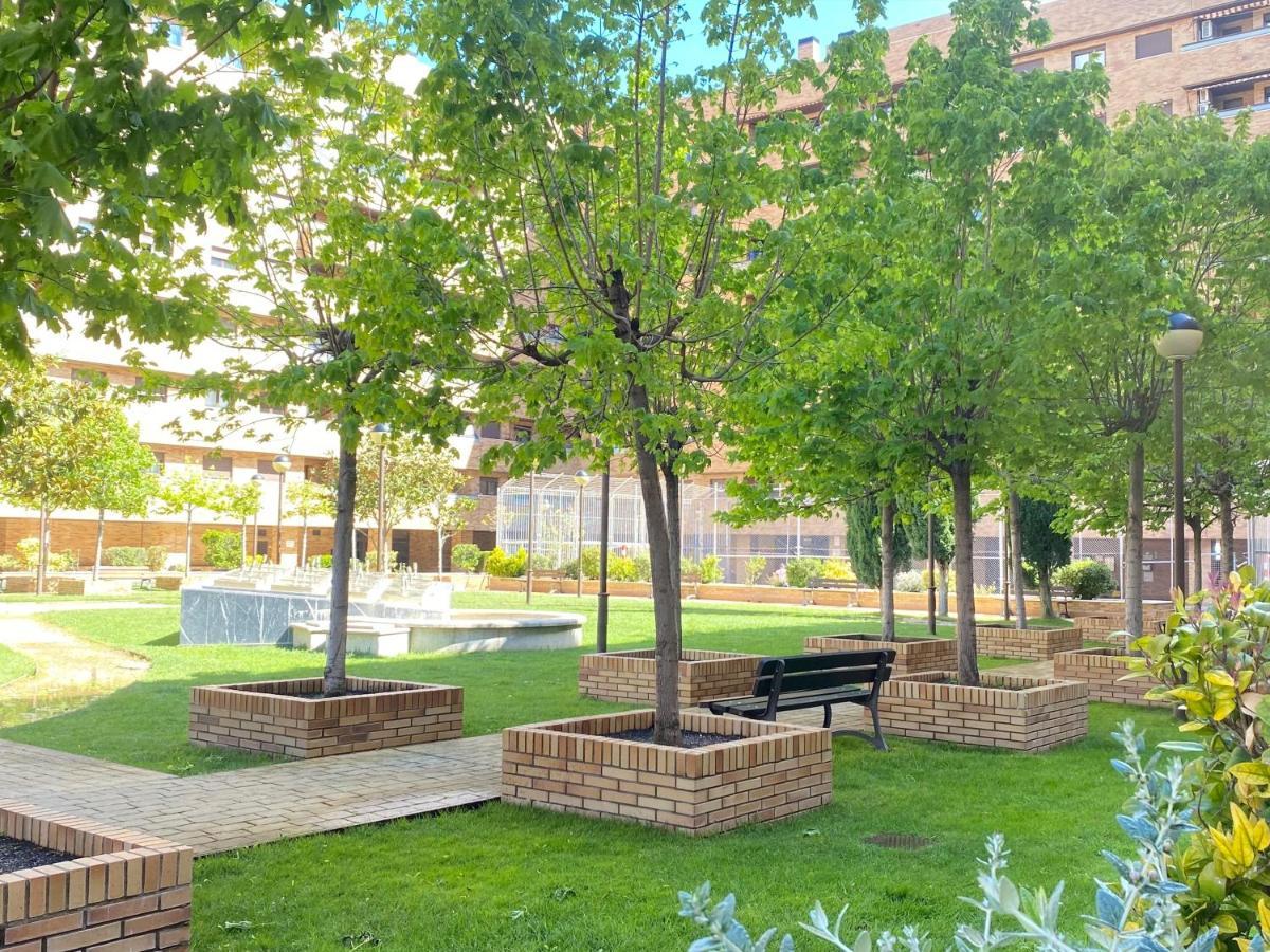 Apartamento Aires De Toledo-Parque Warner Y Madrid En Familia Exterior foto